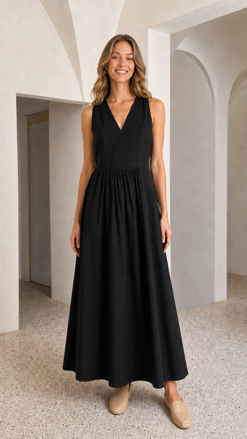 Women's V-Neck Sleeveless Pleated Maxi Dress
